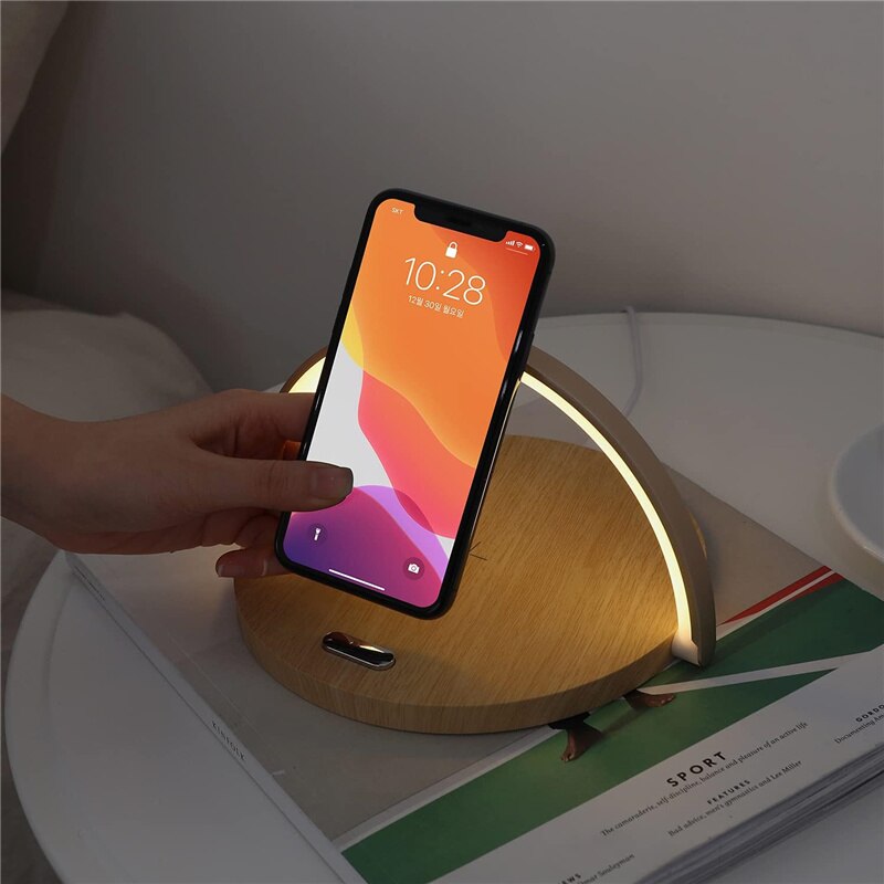 Wireless Fast Charging Dockingstation Ladegerät Pad Ständer Schreibtisch Tisch lampe Touch Nachtlicht 10w für iPhone Samsung