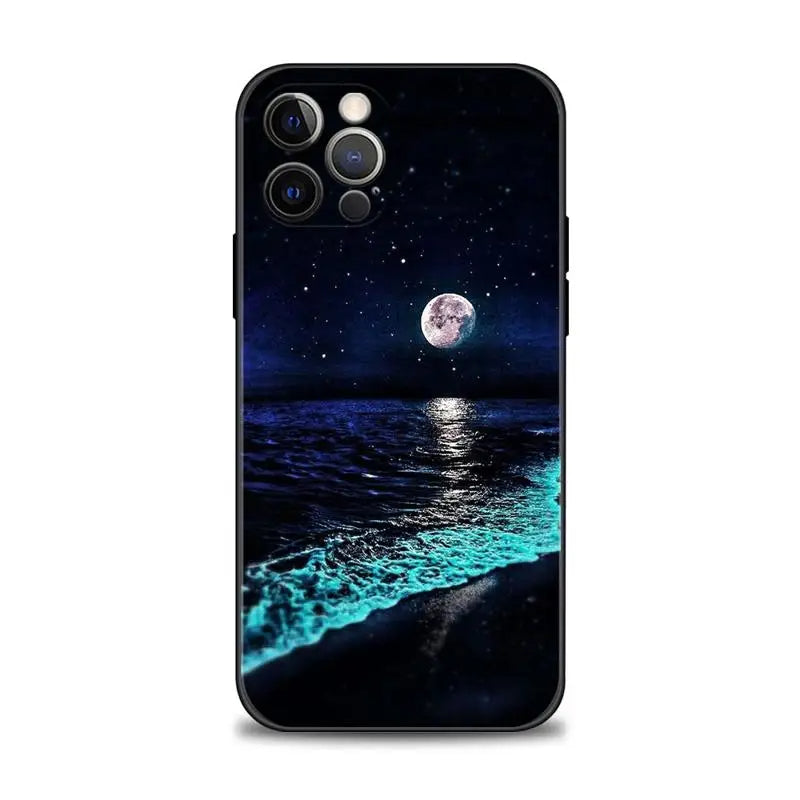 Luxus-Design: Romantische Strandlandschaft bei Nacht iPhone-Hülle | MagSafe Case für Apple iPhone 15/14/13/12 Pro Max Plus | Tasche mit Panzer-Cover & Kameraschutzabdeckung | Schützende Handyhülle - Phone Heaven Zone