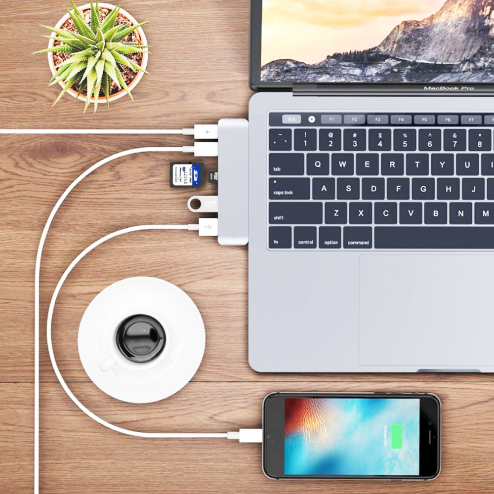 Premium USB-C Hub mit HDMI 4K Adapter & Thunderbolt 3: USB 3.1 Typ-C zu 3.0 Hub - Erweiterte Konnektivität für Macbook Air/Pro/M3/M2/M1: 16,14,13-inch | 2024/2023/2022/2020 Series  Chips